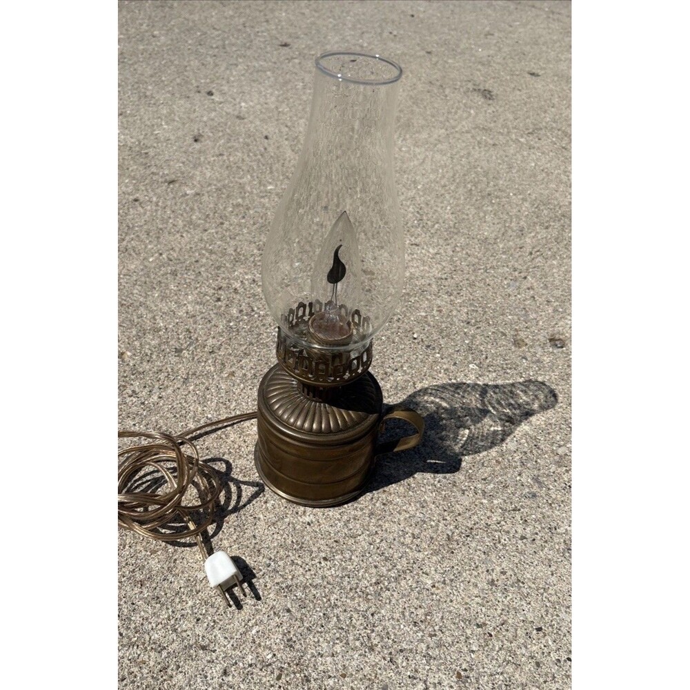Vintage Electric Hurricane Oil Lamp Brass Lamp Table Light Rustic Accent